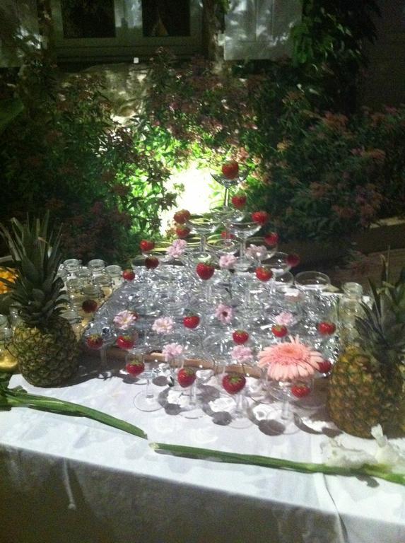Domaine Des Buis Hotel Albon Buitenkant foto