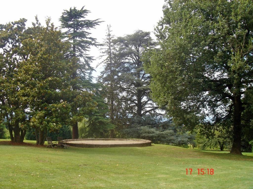 Domaine Des Buis Hotel Albon Buitenkant foto