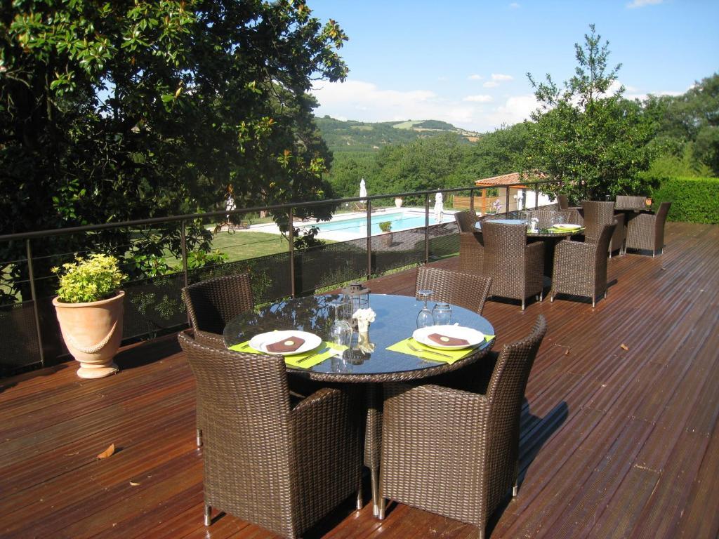 Domaine Des Buis Hotel Albon Buitenkant foto